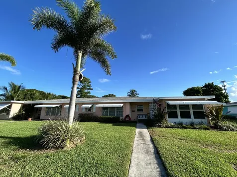 355 Main Boulevard Boynton Beach FL 33435