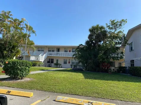 36 Norwich West Palm Beach FL 33417