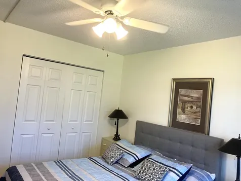 283 Durham H Deerfield Beach FL 33442