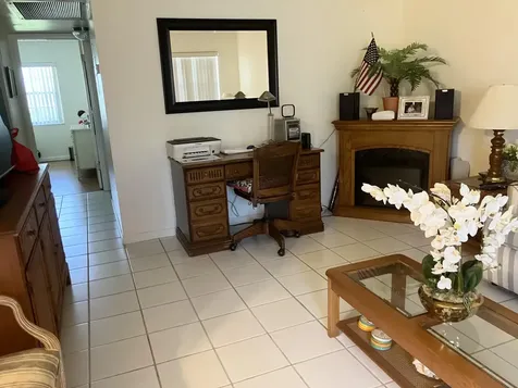 283 Durham H Deerfield Beach FL 33442