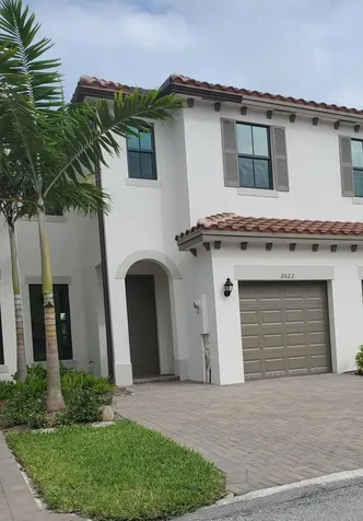2022 S Oysterwood Lane Riviera Beach FL 33410