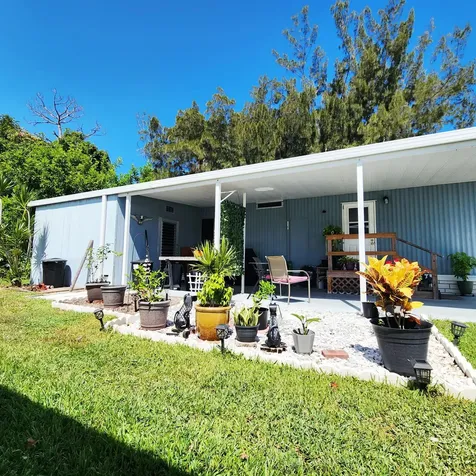 6 Angelita Port Saint Lucie FL 34952