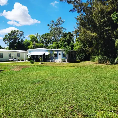 6 Angelita Port Saint Lucie FL 34952