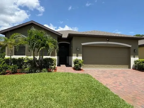 571 Se Old Country Road Palm Bay FL 32909