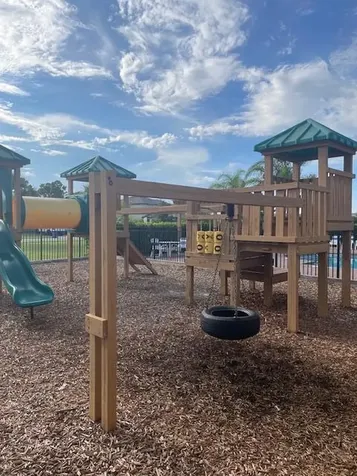 571 Se Old Country Road Palm Bay FL 32909