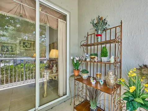 1006 Shoma Drive Royal Palm Beach FL 33414