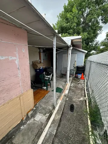 3197 Nw 100 Street Miami FL 33147