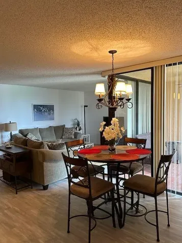 450 Egret Circle Delray Beach FL 33444