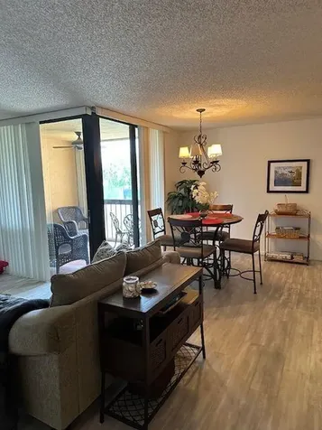 450 Egret Circle Delray Beach FL 33444
