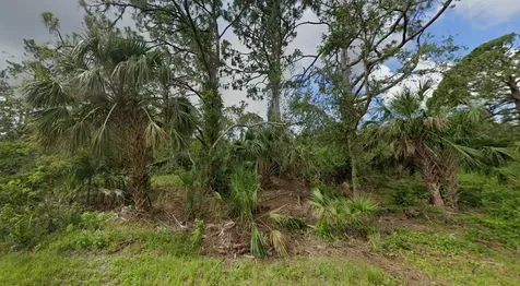 15501 Whitehall Avenue Port Charlotte FL 33953