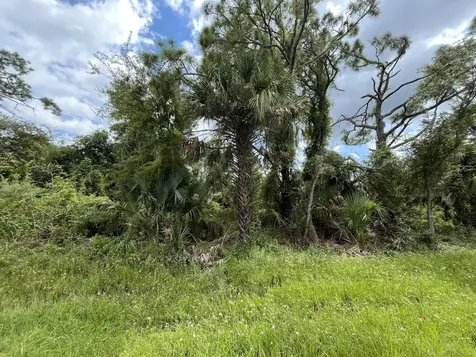 15501 Whitehall Avenue Port Charlotte FL 33953