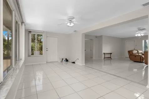 2720 Se 2nd Court Pompano Beach FL 33062