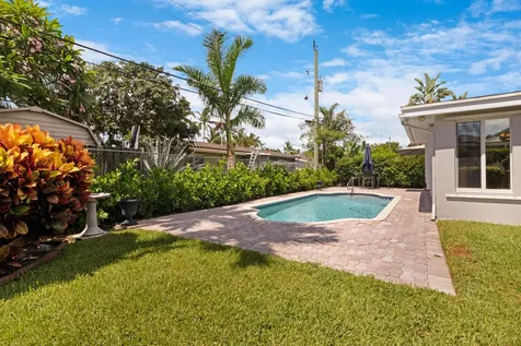 2720 Se 2nd Court Pompano Beach FL 33062