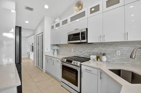 7182 Le Chalet Boulevard Boynton Beach FL 33472