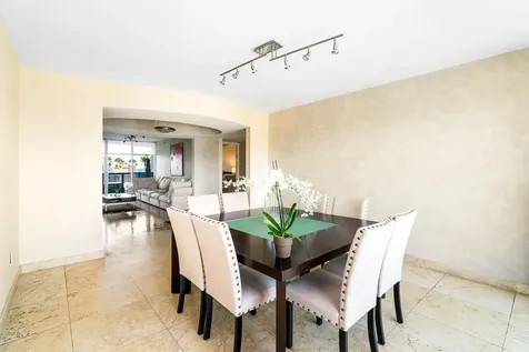 18911 Collins Avenue Sunny Isles Beach FL 33160