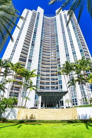 18911 Collins Avenue Sunny Isles Beach FL 33160