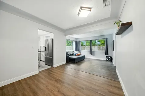 2898 Se 1st Place Boynton Beach FL 33435