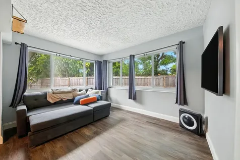 2898 Se 1st Place Boynton Beach FL 33435
