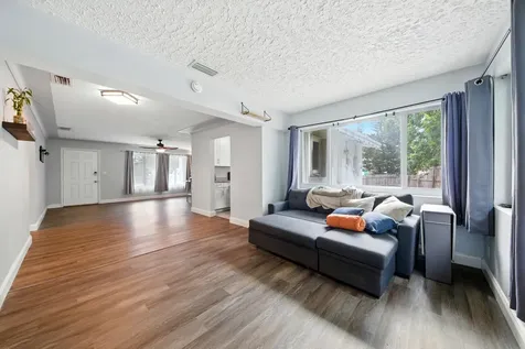 2898 Se 1st Place Boynton Beach FL 33435