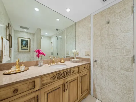 2727 S Ocean Boulevard Highland Beach FL 33487