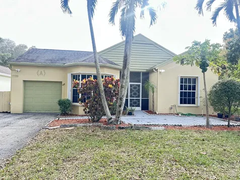 7729 Forest Green Lane Boynton Beach FL 33436