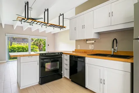 4001 S Ocean Boulevard South Palm Beach FL 33480