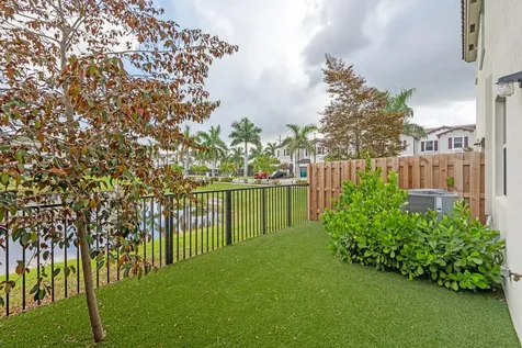 5515 NW 27th Street Lauderhill FL 33313