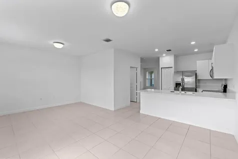 5515 NW 27th Street Lauderhill FL 33313