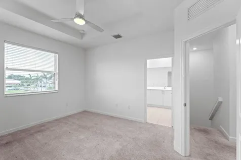 5515 NW 27th Street Lauderhill FL 33313
