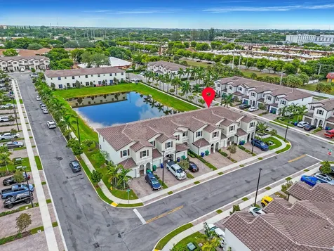 5515 NW 27th Street Lauderhill FL 33313