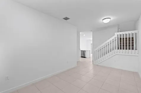5515 NW 27th Street Lauderhill FL 33313