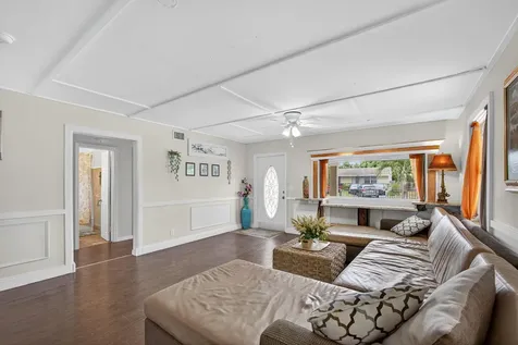 1136 W 7th Street Riviera Beach FL 33404