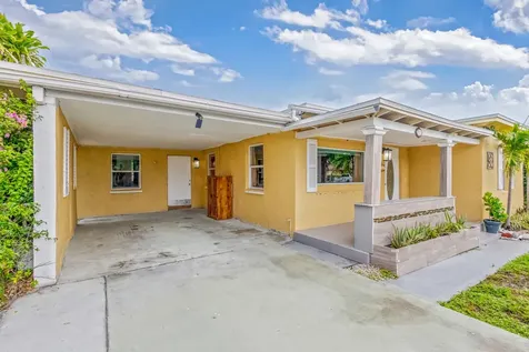 1136 W 7th Street Riviera Beach FL 33404