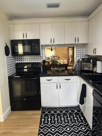143 Lake Susan Drive West Palm Beach FL 33411