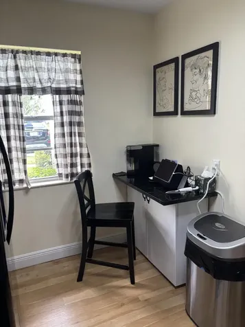 143 Lake Susan Drive West Palm Beach FL 33411