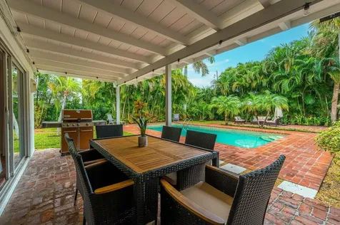 127 Miramar Way West Palm Beach FL 33405