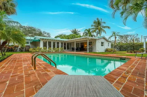 127 Miramar Way West Palm Beach FL 33405