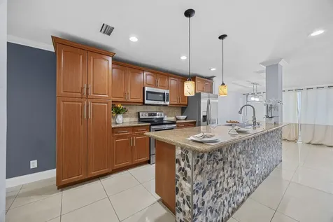 841 Nw 82nd Avenue Plantation FL 33324