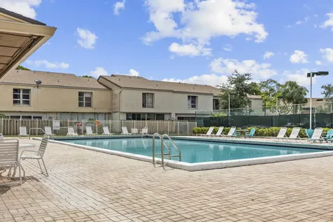 841 Nw 82nd Avenue Plantation FL 33324