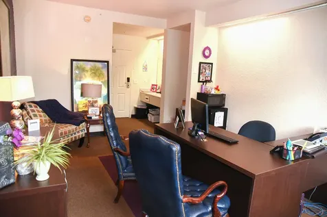 7051 Seacrest Boulevard Lake Worth FL 33462