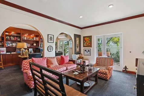 7051 N Seacrest Boulevard Lantana FL 33462