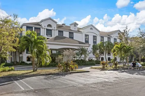 7051 N Seacrest Boulevard Lantana FL 33462