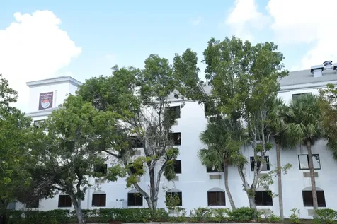 7051 N Seacrest Boulevard Lantana FL 33462