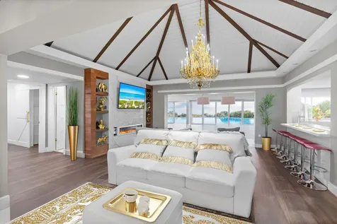6106 Royal Poinciana Lane Tamarac FL 33319