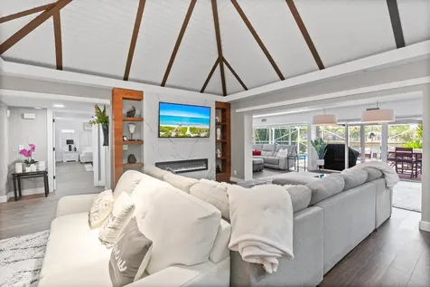 6106 Royal Poinciana Lane Tamarac FL 33319