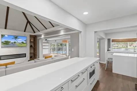 6106 Royal Poinciana Lane Tamarac FL 33319