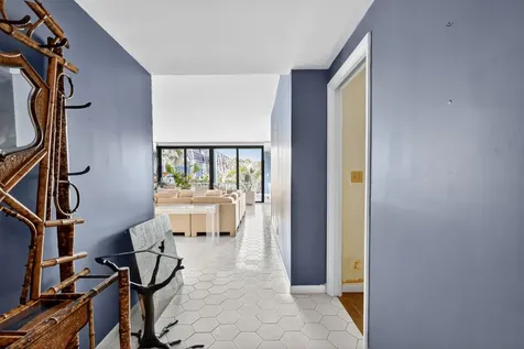 2275 S Ocean Boulevard Palm Beach FL 33480