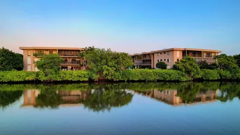 3605 S Ocean Boulevard South Palm Beach FL 33480