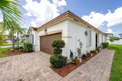 12516 NW Toblin Lane Port Saint Lucie FL 34987