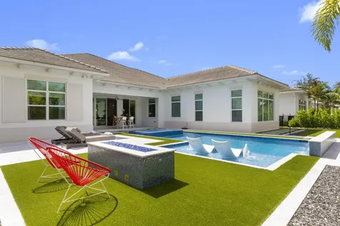 9372 Coral Isles Circle Palm Beach Gardens FL 33412
